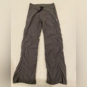 LULULEMON pants size 6. Grey